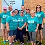Images of women volunteers